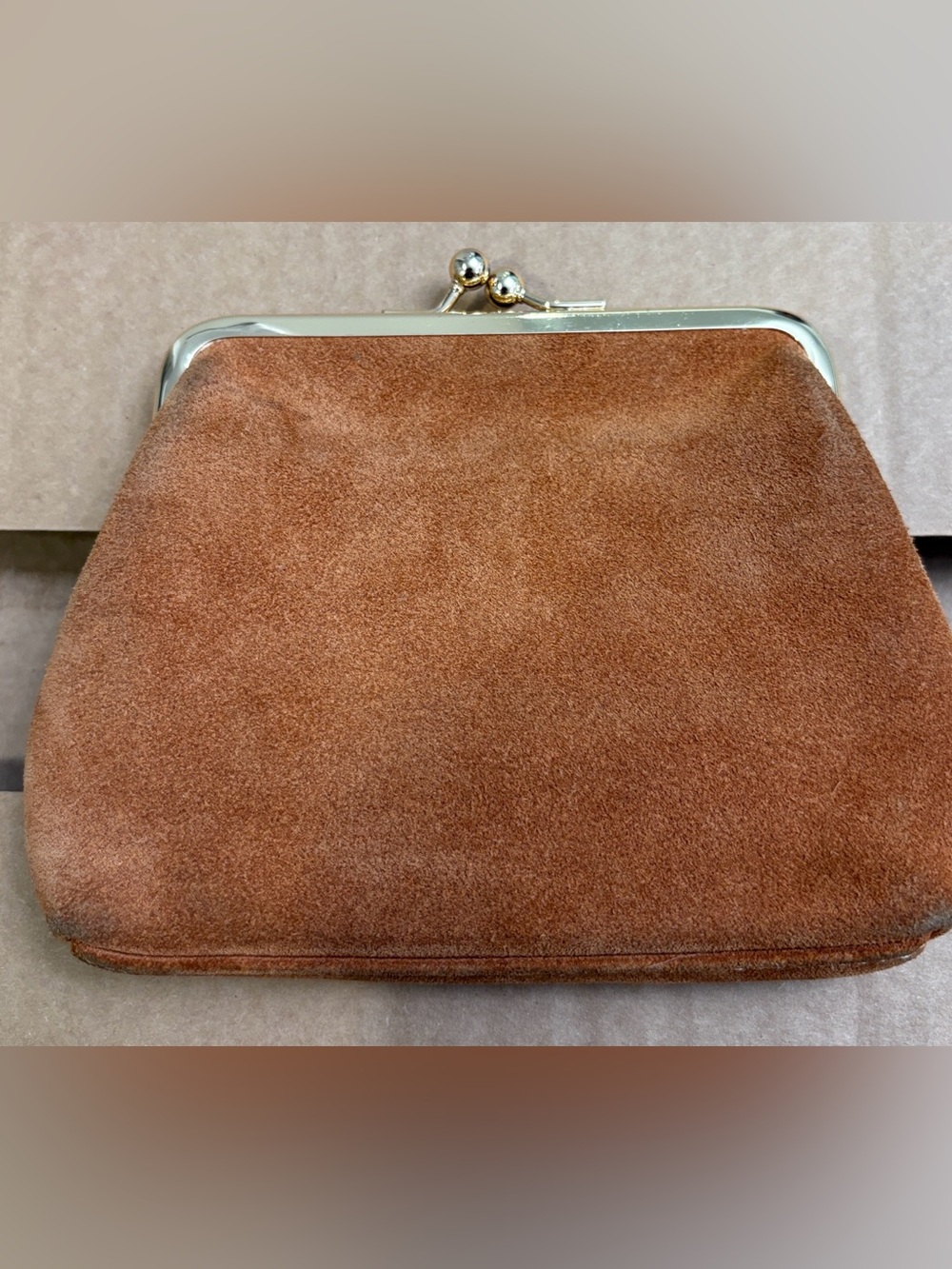 Dooney & Bourke Suede Kiss Lock Wallet Coin Purse Brown Red Lining - Picture 2 of 9